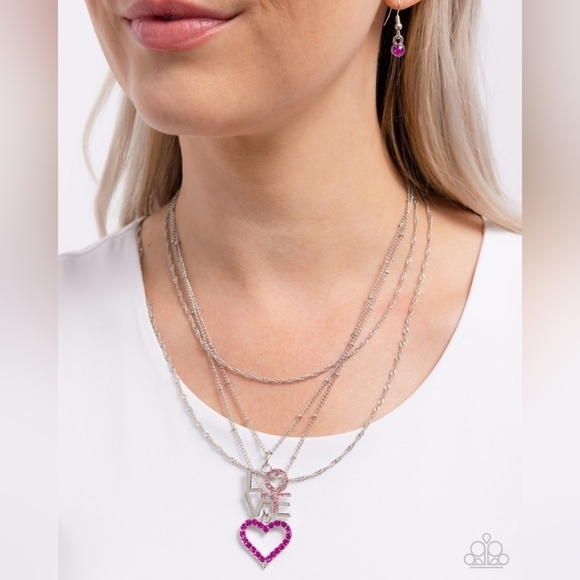 Silver heart love necklace - Picture 2 of 3